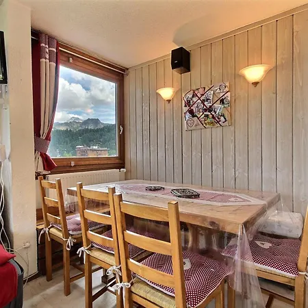 2 Pieces Avec Balcon A La Plagne, 100m Des Pistes - Fr-1-455-144 Apartment